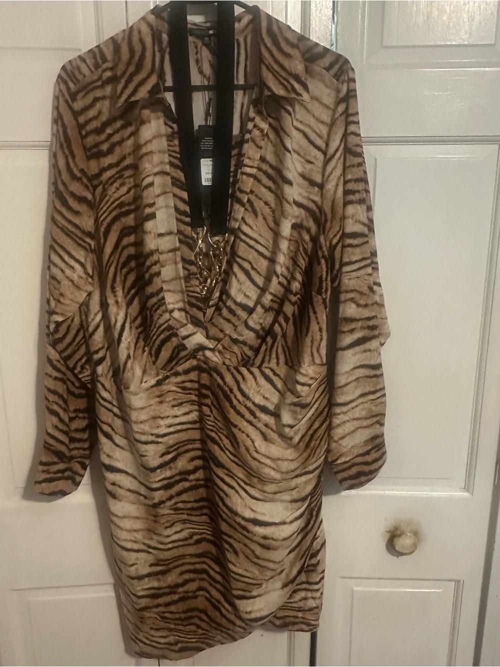 Fashion Nova Tan & Black Animal Print Long Sleeve Belted Dress